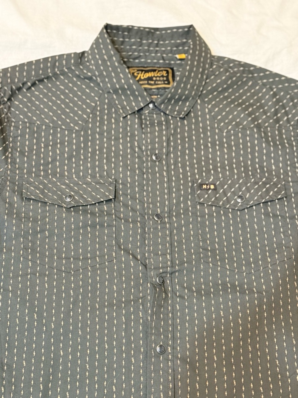 Howler Brothers - Lighting Bolts H bar B Shirt - size MEDIUM - NWT - Picture 10 of 10